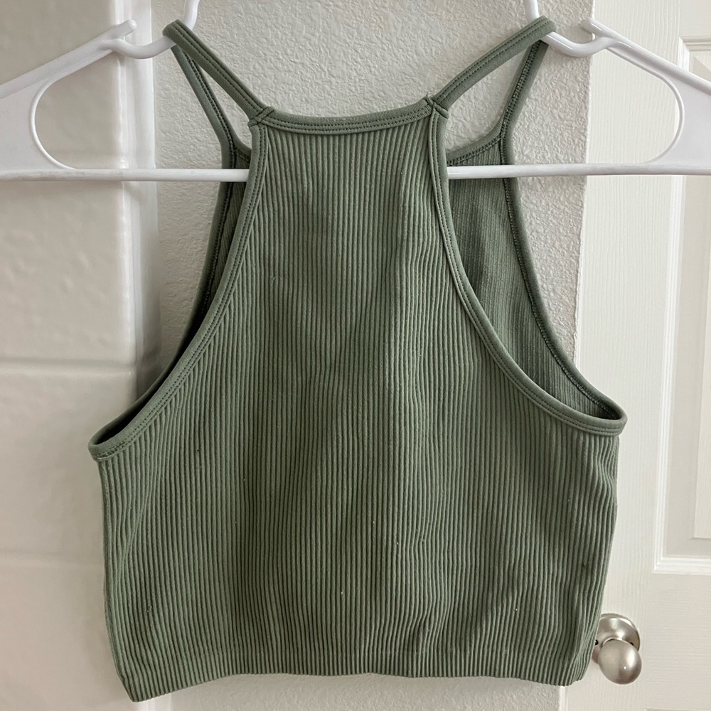 Olive Ribbed Cropped Tank Top - Picture 2 of 6